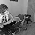 Séance d'ostéopathie au cabinet pour douleurs jambes